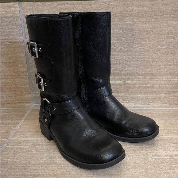 ART CLASS UGC Girls Size 5 Black Moto Boots zip up faux buckle - Picture 12 of 12